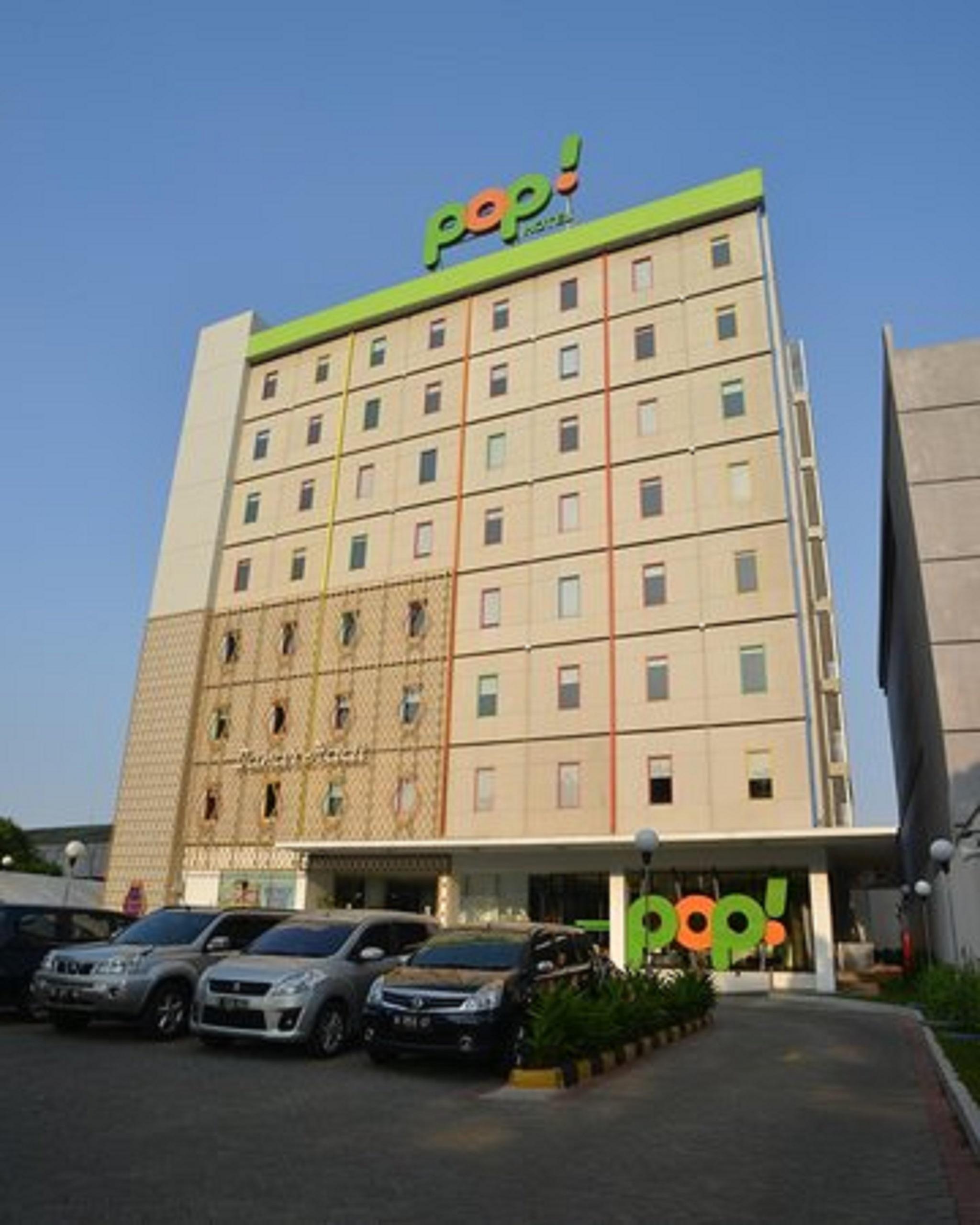 Pop! Hotel Tebet Jakarta Exterior photo