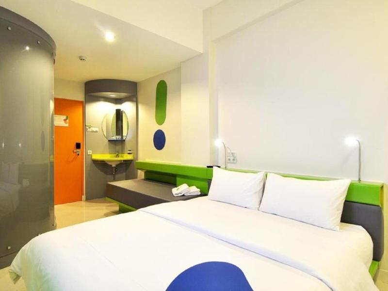 Pop! Hotel Tebet Jakarta Room photo